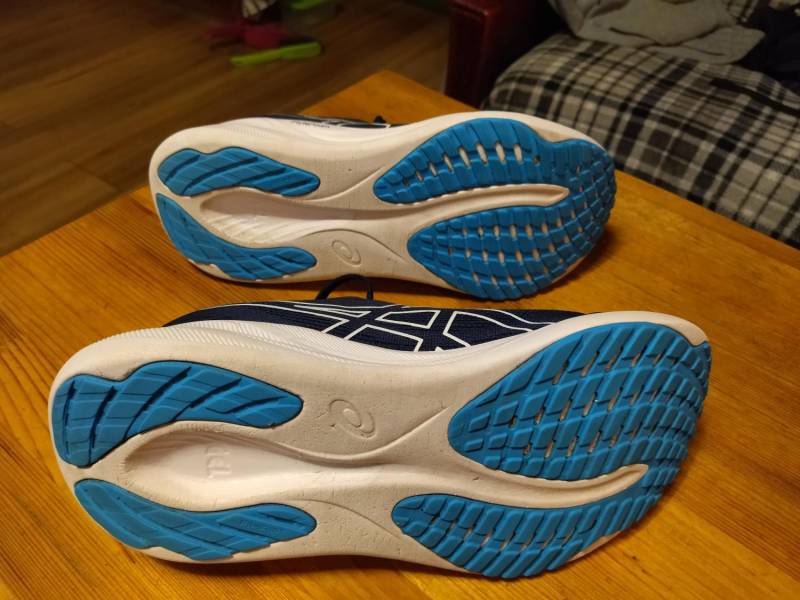ox_buty-do-biegania-asics-gel-pulse-15