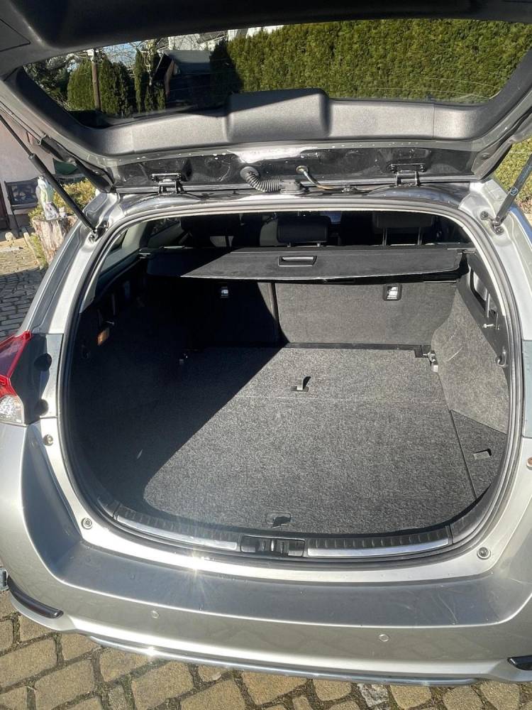 ox_toyota-auris-combi-selection-16-2018-lpg-stag