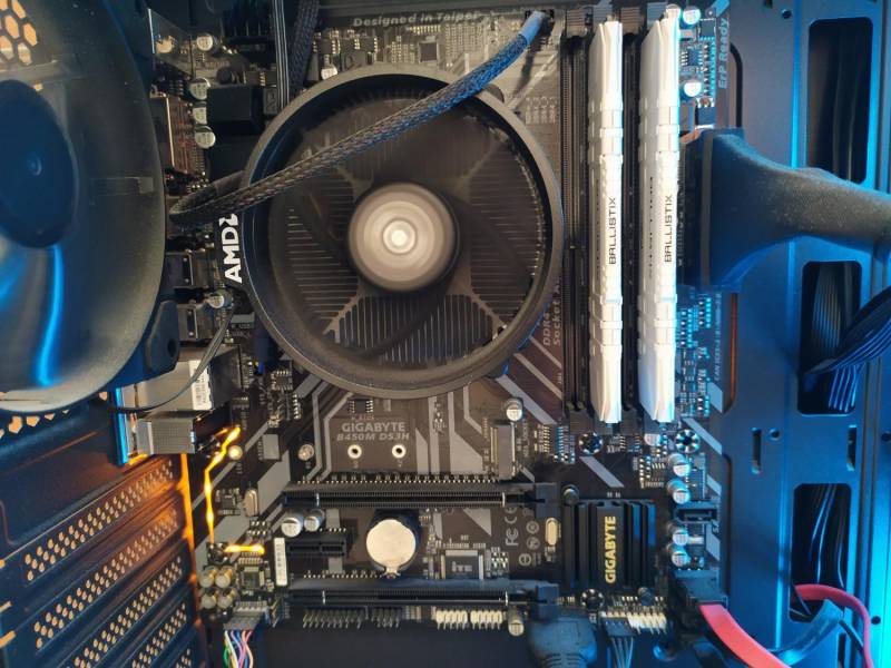 ox_komputer-pc-ryzen-3200g-16gb-ram-512gb-ssd-1tb-hdd
