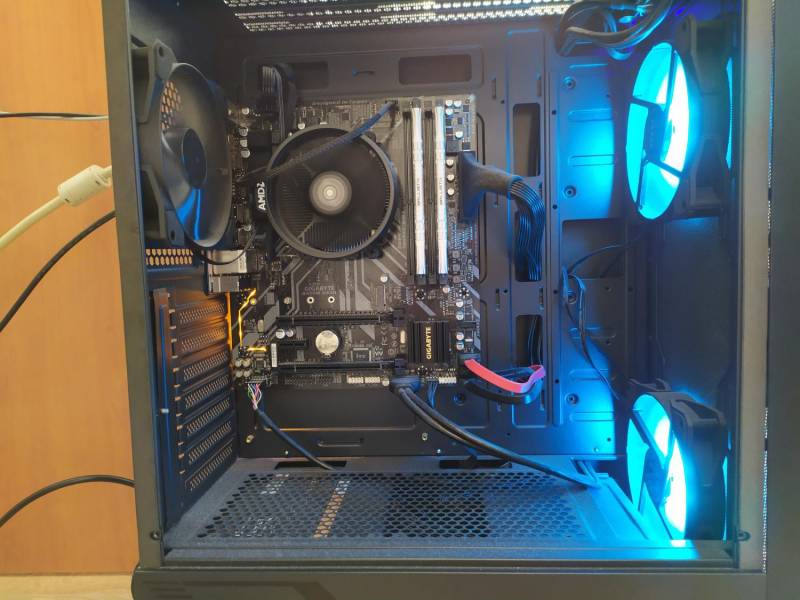 ox_komputer-pc-ryzen-3200g-16gb-ram-512gb-ssd-1tb-hdd