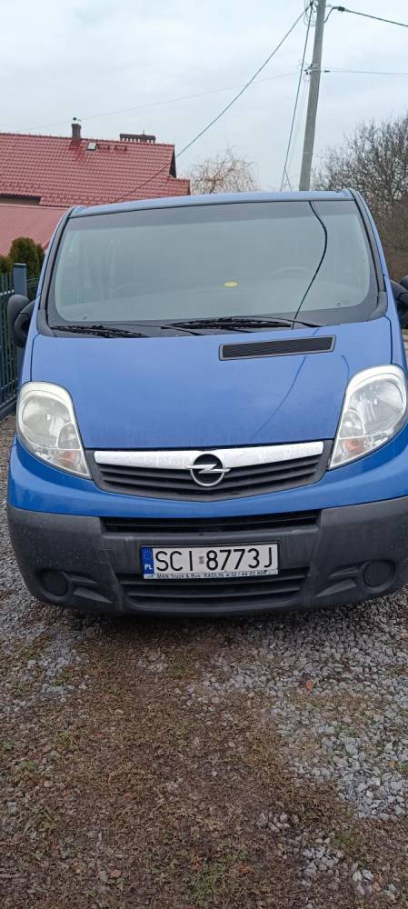 ox_sprzedam-opel-vivaro-20-cdti