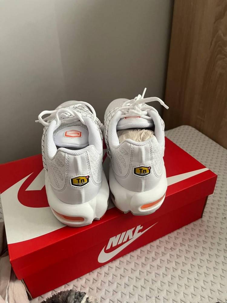 ox_nike-tn