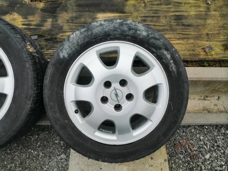 ox_alufelgi-opel-16-z-oponami-letnimi