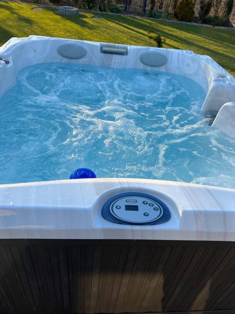 ox_jacuzzi-model-j-225