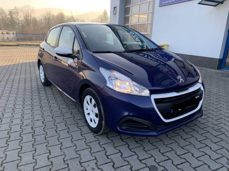 ox_peugeot-208-rok-2015-10-benzyna-bezwypadkowy-klimatyzacja