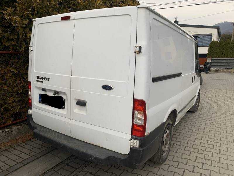 ox_sprzedam-ford-transit-22-diesel-2008r