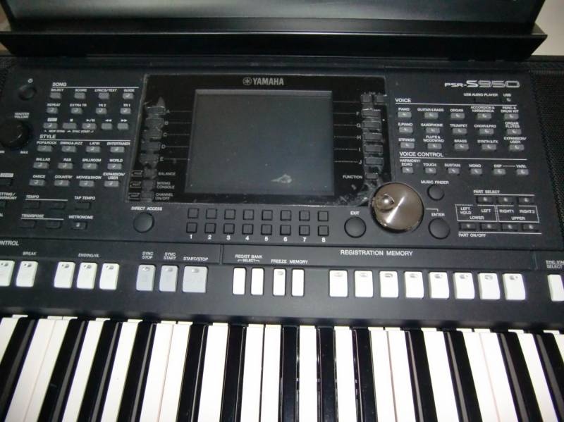 ox_sprzedam-yamaha-psr-s950