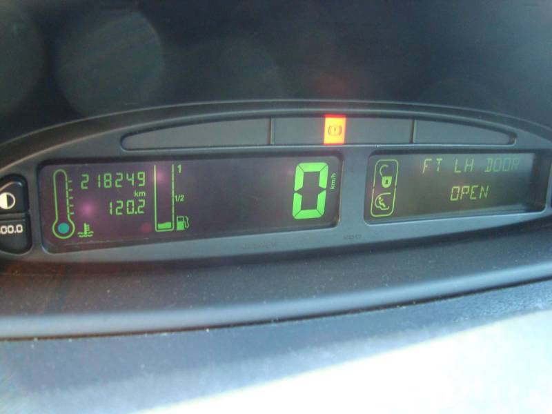 ox_citroen-xsara-picasso-2006-r
