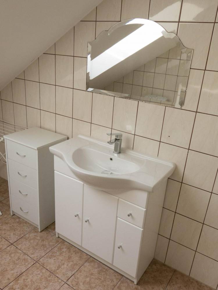 ox_wynajme-lokal-mieszkalny-kawalerke-w-harbutowicach