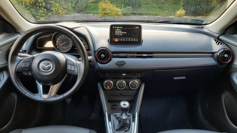 ox_mazdacx-3-salonowa-oswietlenie-full-led-navigacja-kolorsoul-redcrystal