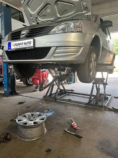 ox_mechanik-samochodowy-praca-zatrudnimy-mechanika-punkt-auto-strumien