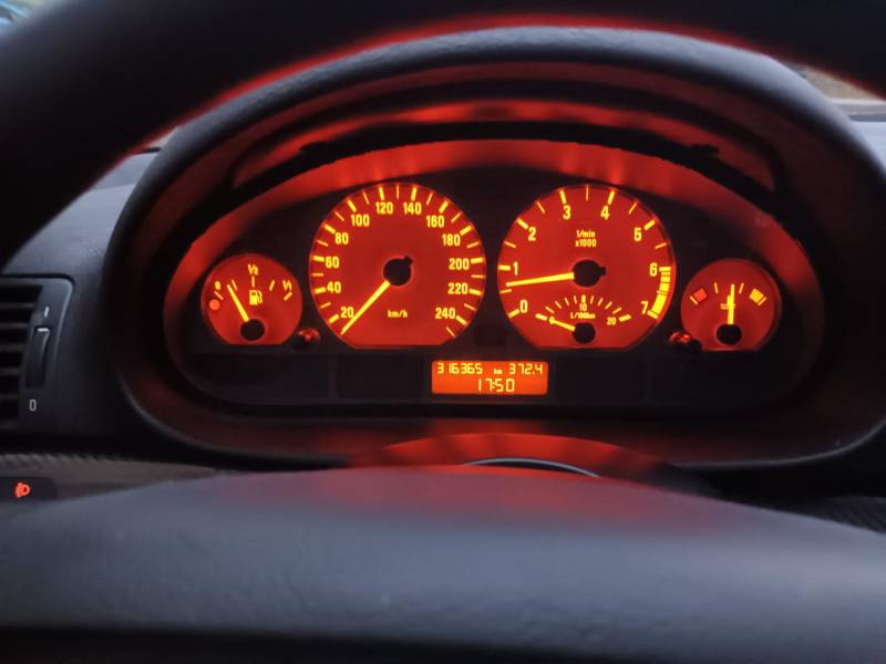 ox_bmw-seria-3-318ti-compact-20-143ps