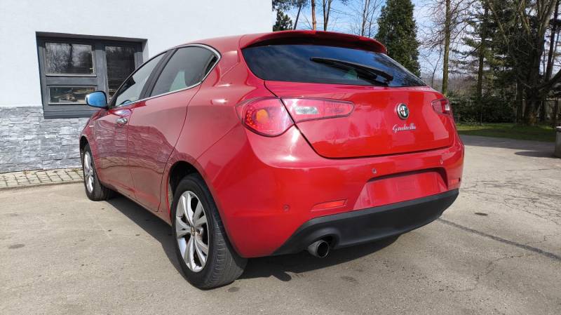 ox_alfa-romeo-giulietta-14t-jet-2011r-190tkm-bezwypadek-stan-bdb