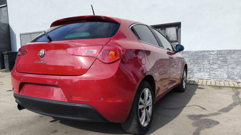 ox_alfa-romeo-giulietta-14t-jet-2011r-190tkm-bezwypadek-stan-bdb