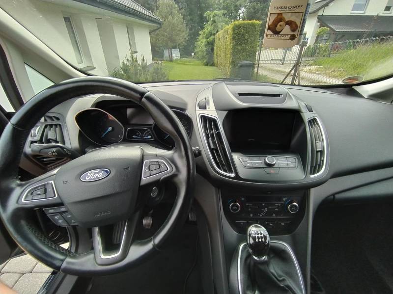 ox_ford-c-max-10-ecoboost-126-tys-km