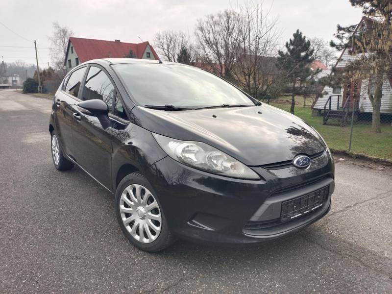 ox_ford-fiesta-125-82km-klimatyzacja-107-000km