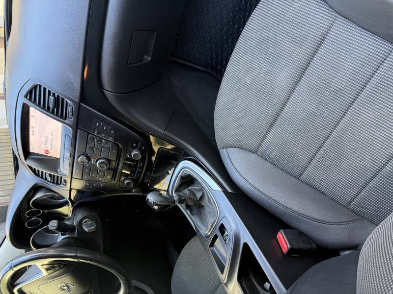 ox_opel-insignia-hak-stan-dobry-160km
