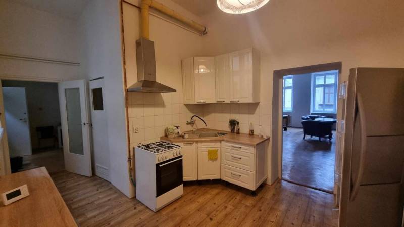 ox_ladne-przestronne-mieszkanie-tupu-m-4-w-centrum-cieszyna-do-wynajecia