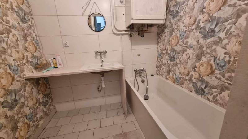 ox_ladne-przestronne-mieszkanie-tupu-m-4-w-centrum-cieszyna-do-wynajecia