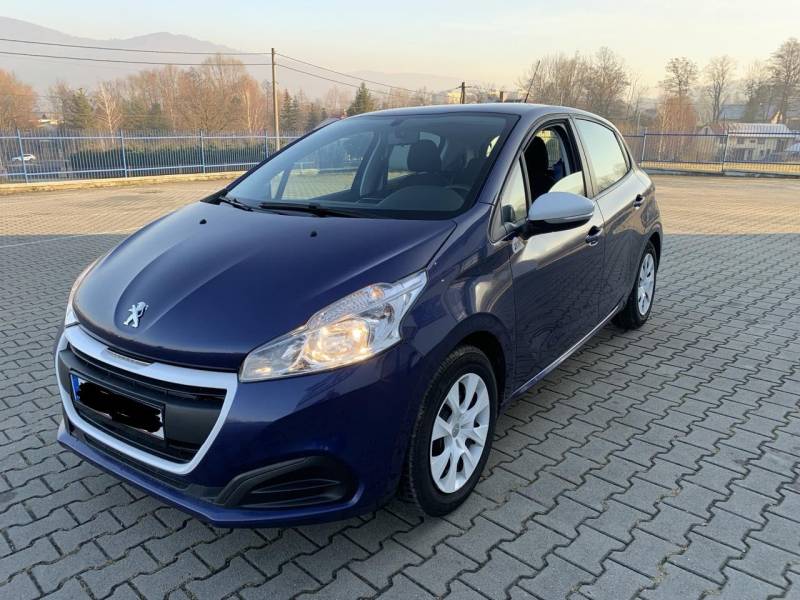 ox_peugeot-208-rok-2015-10-benzyna-bezwypadkowy-klimatyzacja
