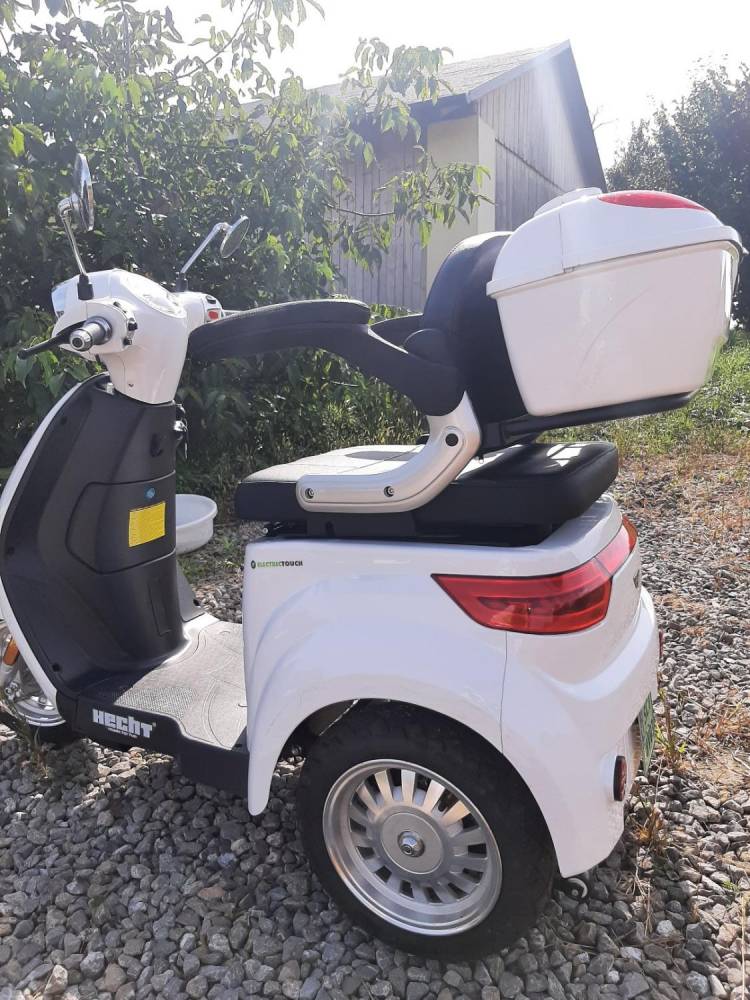 ox_sprzedam-nowy-motorower-trzykolowy-elektryczny-nie-uzywany