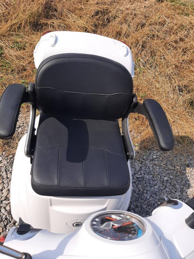 ox_sprzedam-nowy-motorower-trzykolowy-elektryczny-nie-uzywany