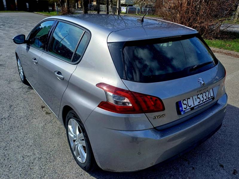 ox_peugeot-308-niski-przebieg