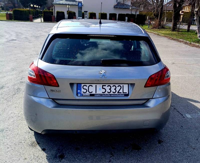 ox_peugeot-308-niski-przebieg