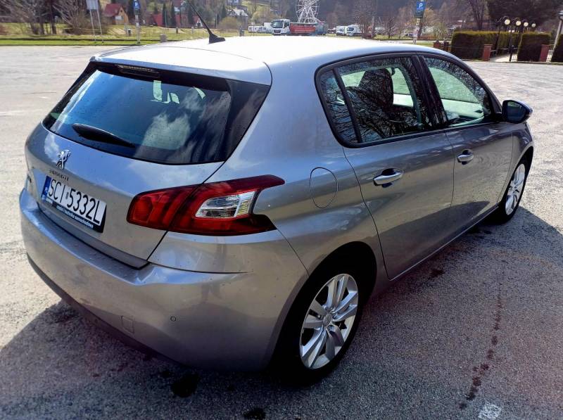 ox_peugeot-308-niski-przebieg