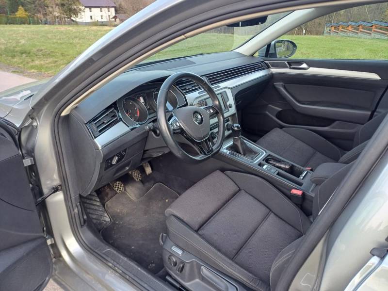 ox_volkswagen-passat-b8