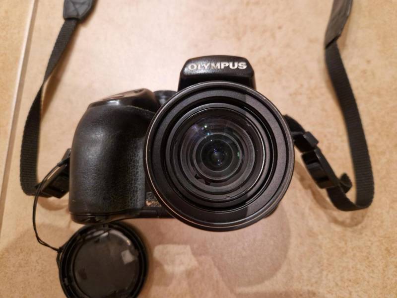 ox_olympus-sp-570uz