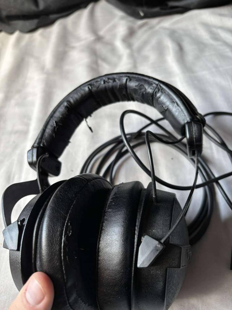 ox_sluchawki-beyerdynamic-dt770-pro-80ohm