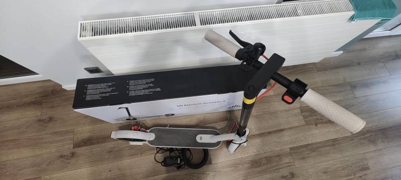 ox_hulajnoga-mi-electric-scooter-3