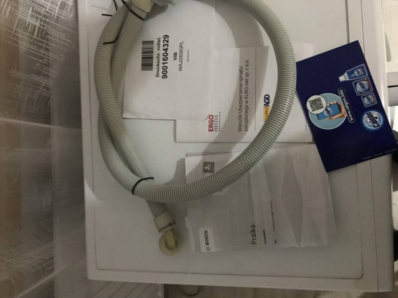 ox_pralka-bosch-7kg-1400-obrotow-papiery-stan-bdb