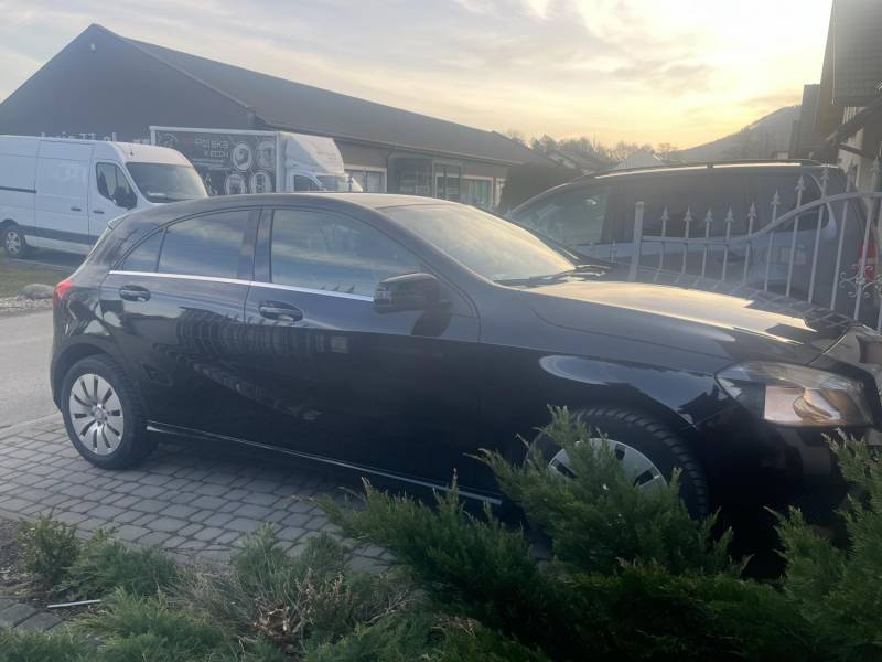 ox_mercedes-benz-a-klasa