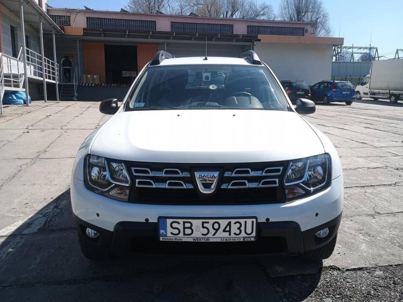 ox_sprzedam-dacia-duster-15-dci-laureate-4wd-2017r-niski-przebieg