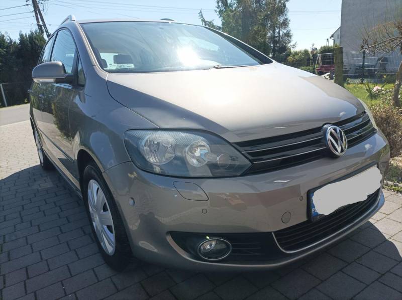 ox_volkswagen-golf-plus-2009-14-tsi-122-km-alcantara-krajowy-bogate