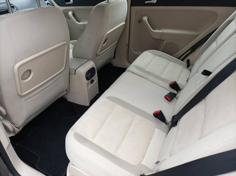 ox_volkswagen-golf-plus-2009-14-tsi-122-km-alcantara-krajowy-bogate