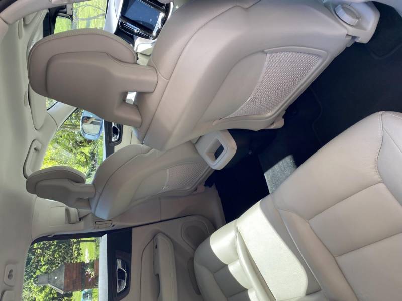 ox_volvo-xc60-2018