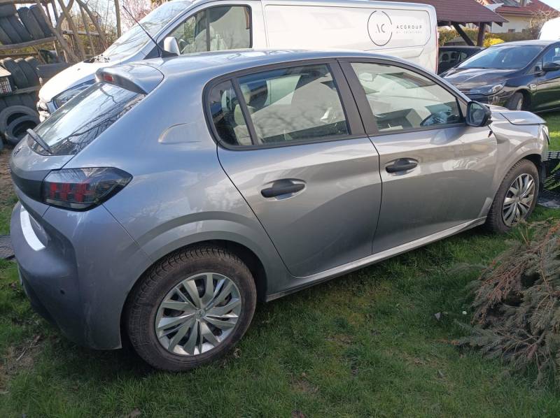 ox_peugeot-208-12-benzyna-2021-r-krajowy-uszkodz