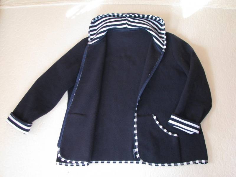 ox_polarowy-plaszczyk-rozpinana-bluza-z-kapturem-styl-marynarski-rozm-52