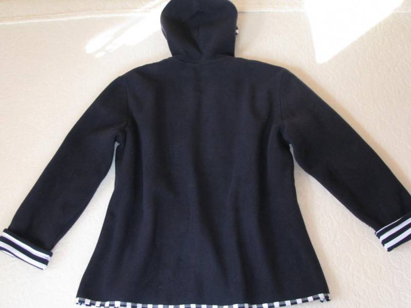 ox_polarowy-plaszczyk-rozpinana-bluza-z-kapturem-styl-marynarski-rozm-52