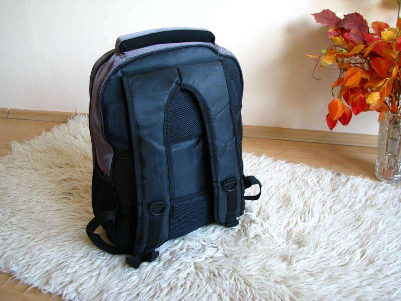 ox_porzadny-plecak-semi-line-z-komora-na-laptopa-156