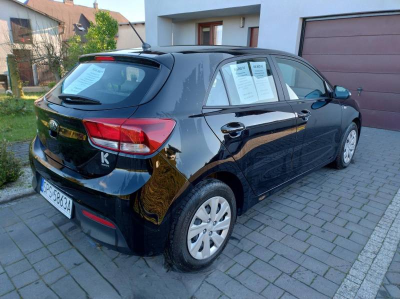 ox_kia-rio-20192020-r-12-benz-krajowa-przebieg-53-tys-km