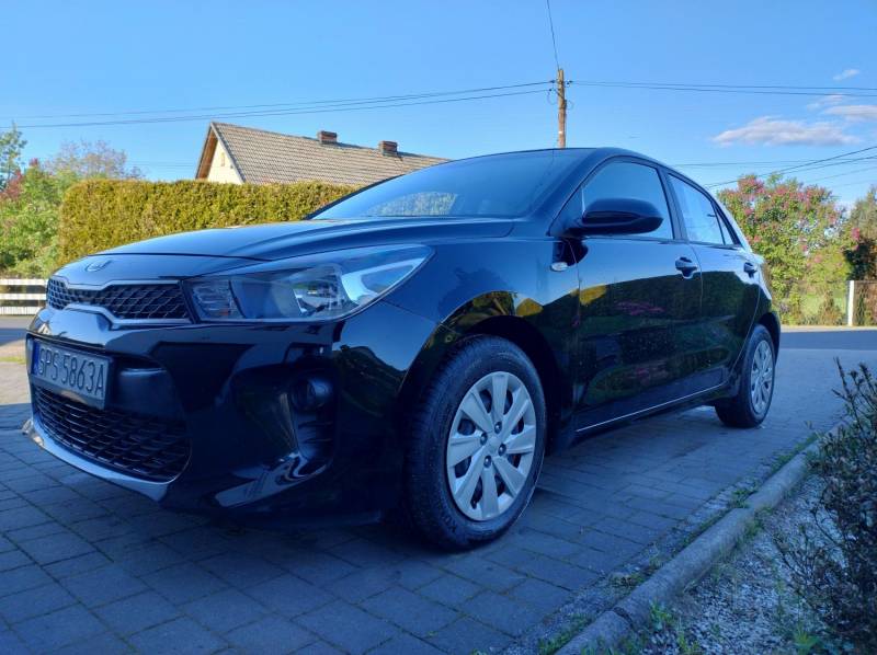 ox_kia-rio-20192020-r-12-benz-krajowa-przebieg-53-tys-km