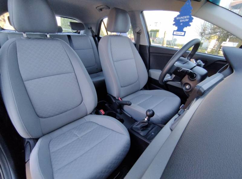 ox_kia-rio-20192020-r-12-benz-krajowa-przebieg-53-tys-km