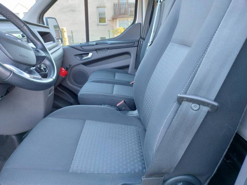 ox_ford-transit-custom-20202021-czujniki-parkowania-przod-i-tyl