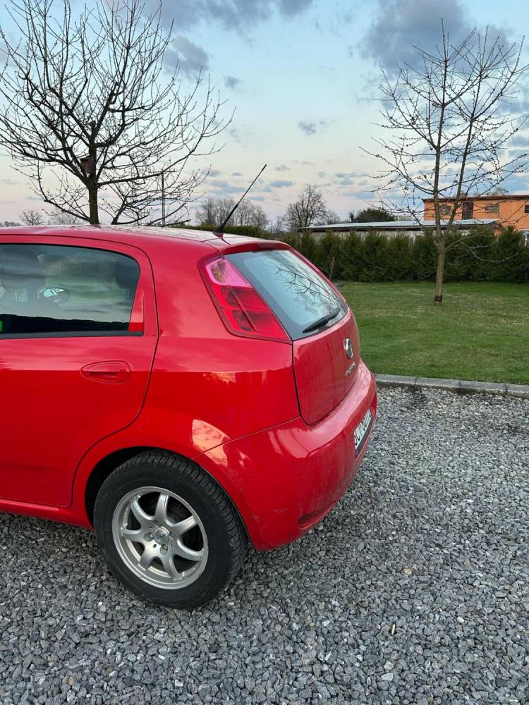 ox_fiat-punto-iii-2015r