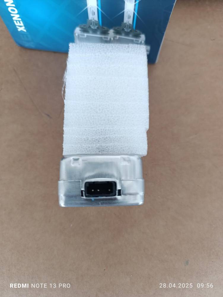 ox_zarowki-xenon-ds1-6000k-nowe