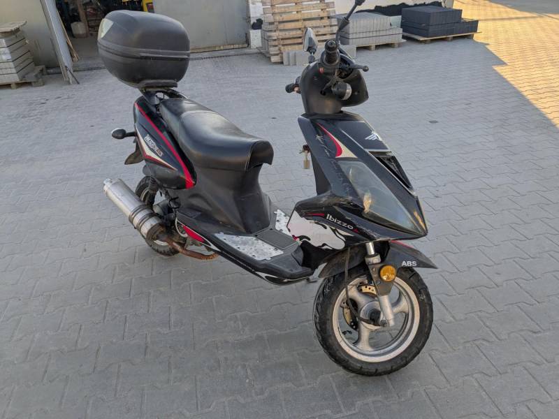 ox_skuter-moto-magnus-ibizzo-50-4t-2008r-na-czesci